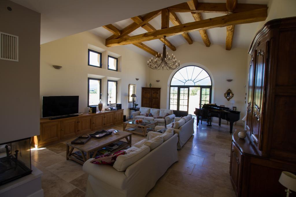 Bastide Saint Maurin Bed & Breakfast Ansouis Exterior photo
